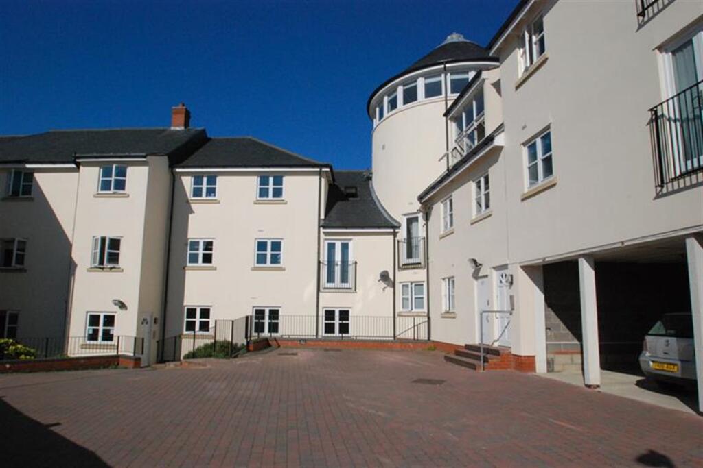 Main image of property: Camelot Mews, Pierrefitte Way, Braintree, CM7