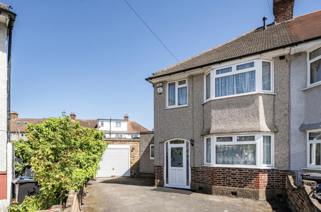 Main image of property: Vale Road, Mitcham, CR4