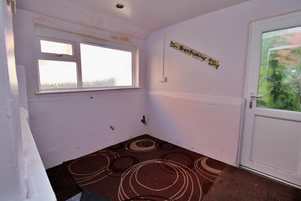 House in Rugby, Warwickshire - View 5