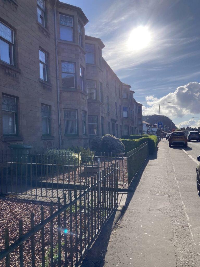 Main image of property: 205 Glasgow Road, Dumbarton, G82 1DP