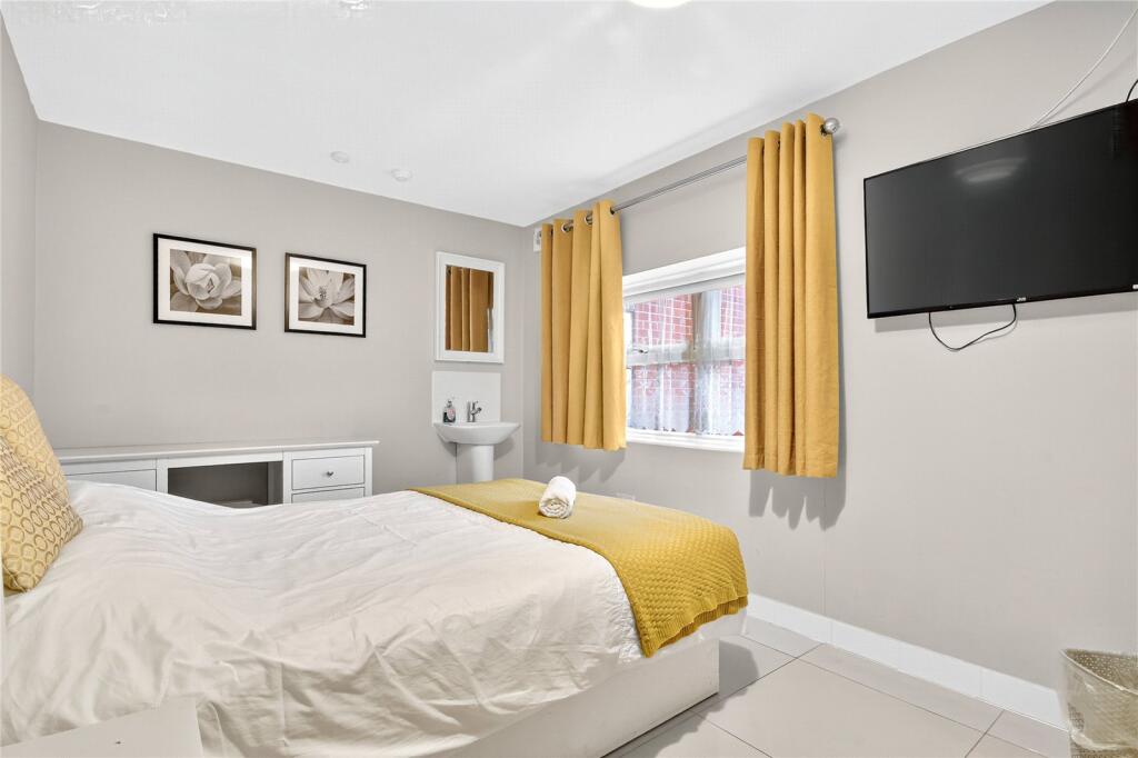 Kings Road, Reading, Berkshire, RG1 photo 3