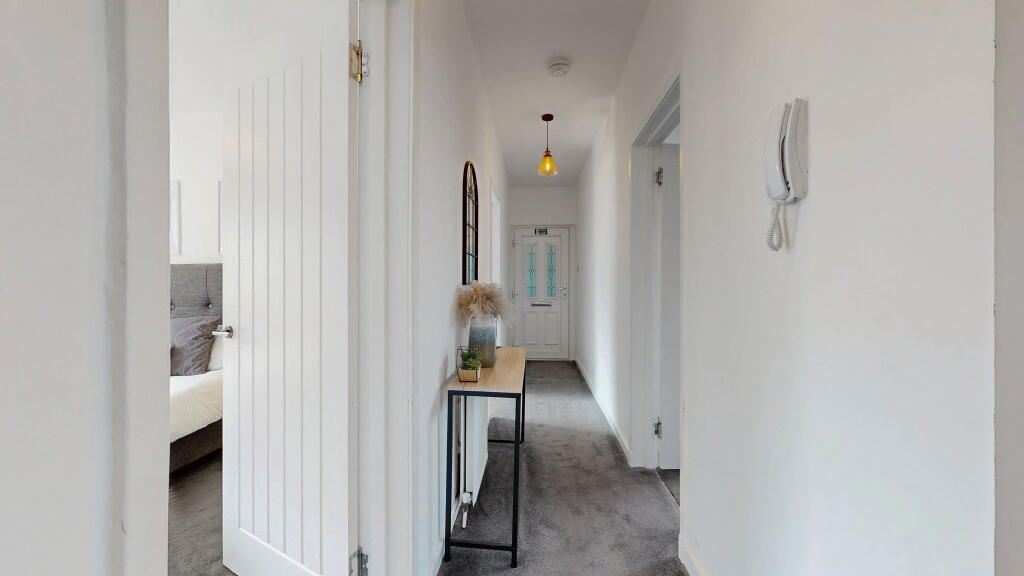 Apartment in Hamilton, Low Waters - View 4