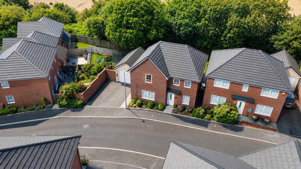 Main image of property: Ffordd Moriah, Loughor, Swansea, West Glamorgan SA4
