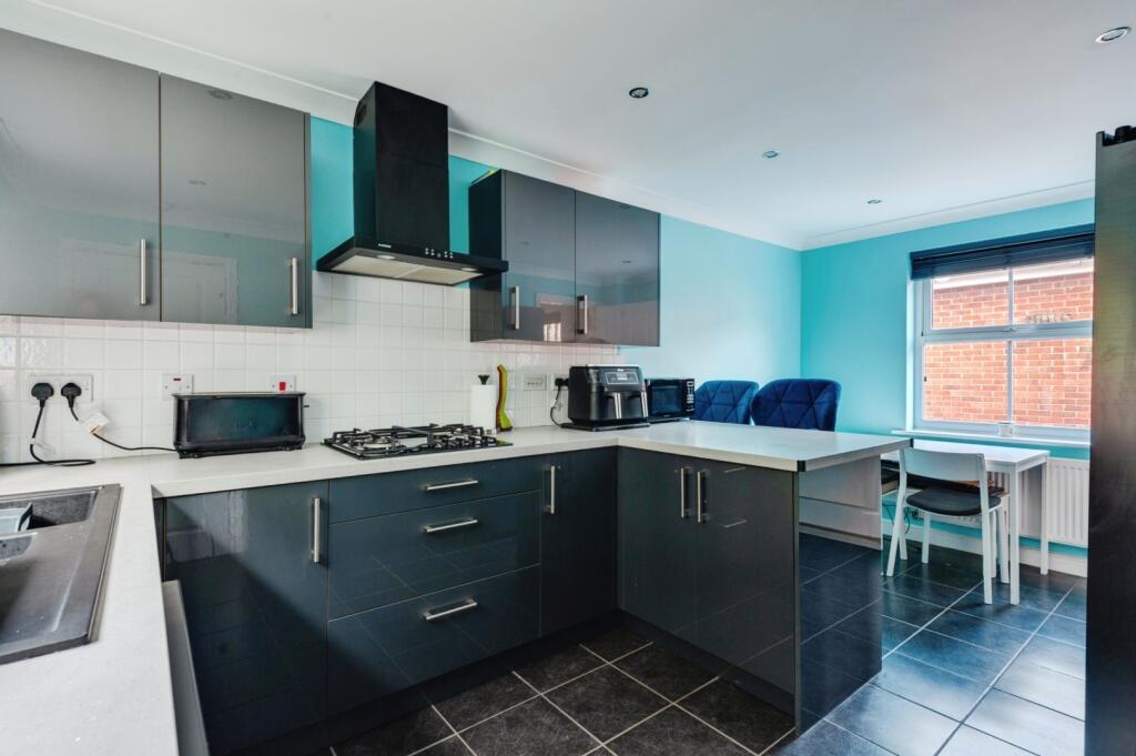 House in Warrington, Helsby - More