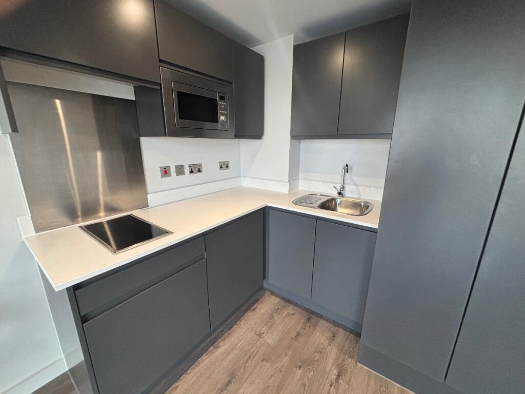Apartment in Liverpool - View 2
