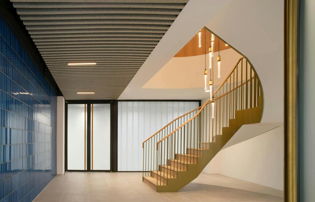 artesian-stairs_ _o.jpg