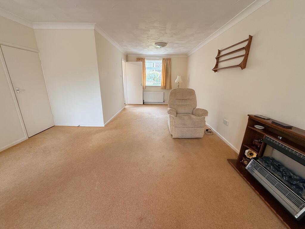 Additional image 4 of Longcroft Road, Yeovil, Somerset, BA21 4RR