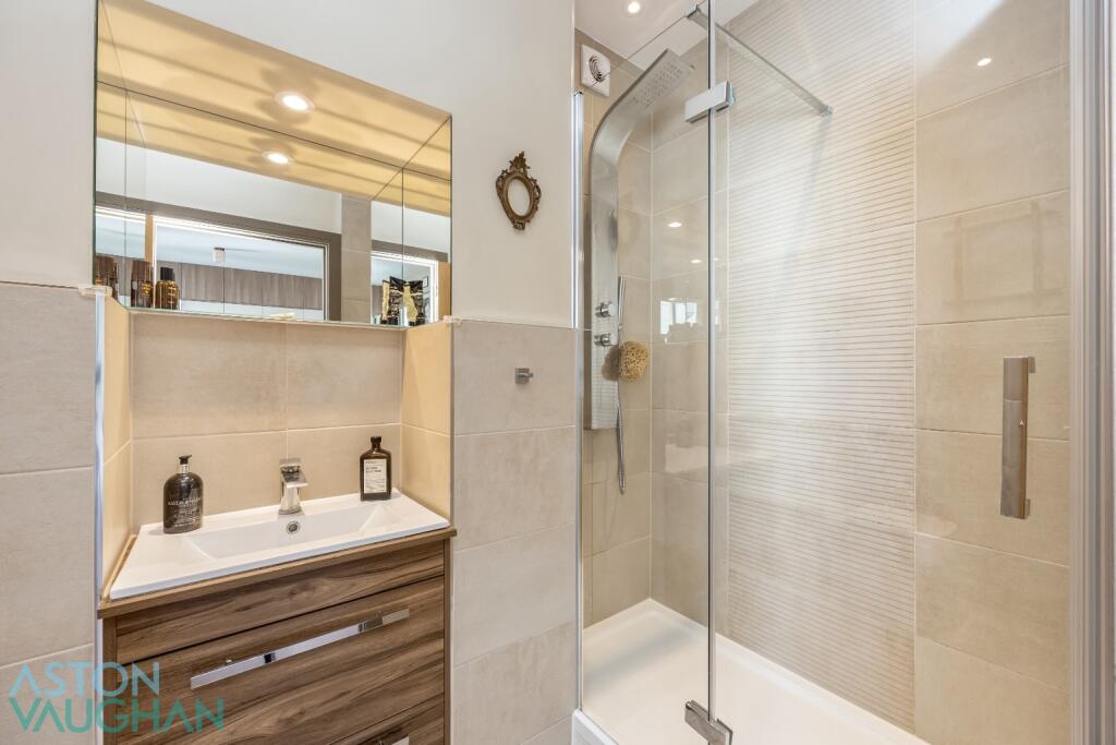 Medina Villas, Hove, East Sussex, BN3 - View 6