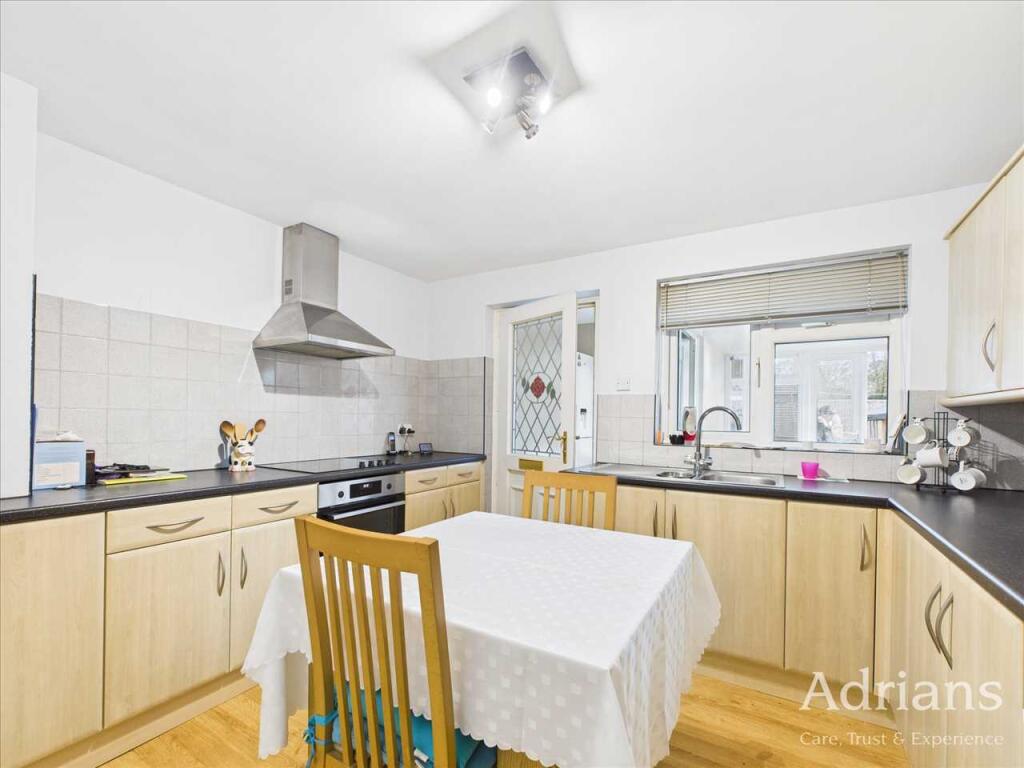 Rectory Close, CM3 photo 3