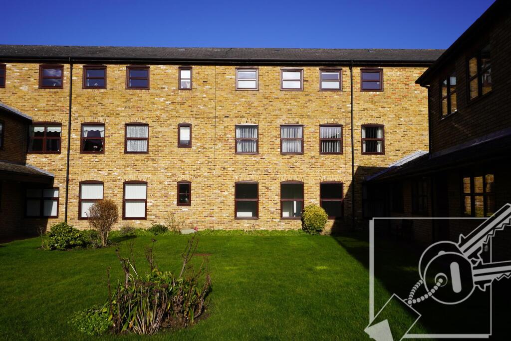1-bed other on St. James Oaks, Trafalgar Road, Gravesend, £165,000
