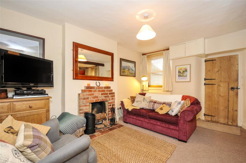 Main image of property: New Row, Northampton Road, Lavendon, Buckinghamshire, MK46