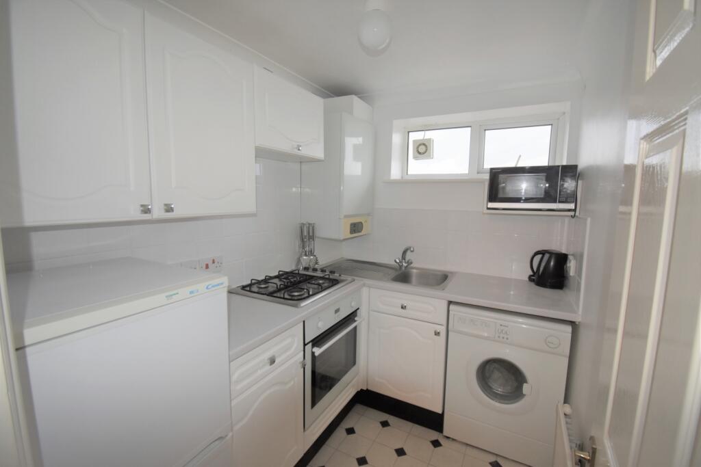 Apartment in Dartford - View 2