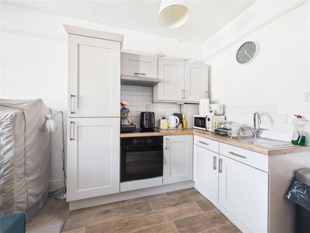 Manston Road, Exeter, Devon, EX1 photo 2