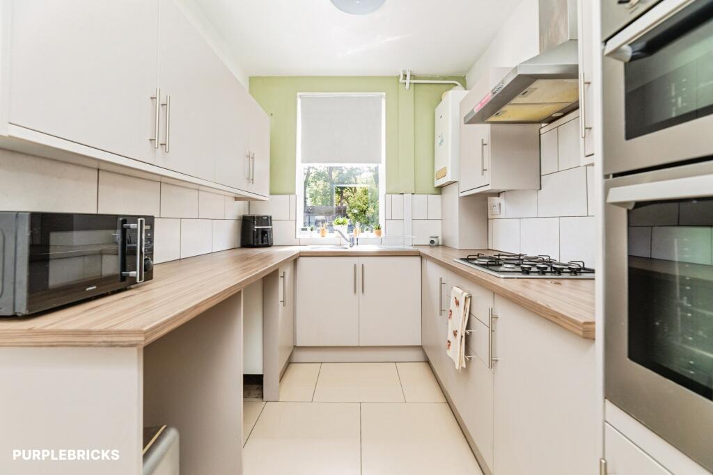 Kilnhurst Road, Rotherham, S62 photo 3