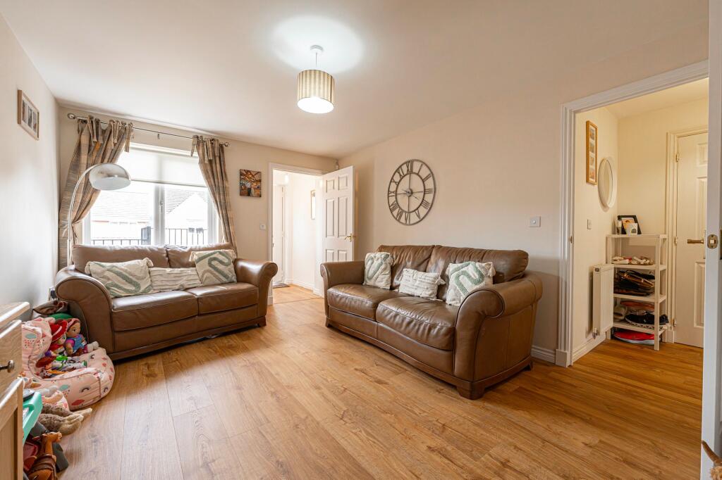 Hawthorn Drive, Merthyr Tydfil, CF47 - View 6