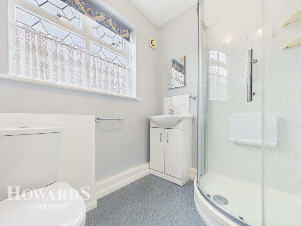 Heigham Drive, South Oulton Broad photo 4