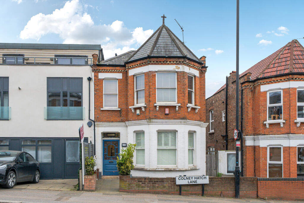 Main image of property: Colney Hatch Lane, Muswell Hill, London, N10