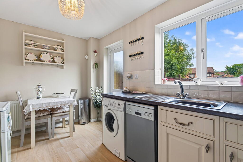 House in Northampton - View 4