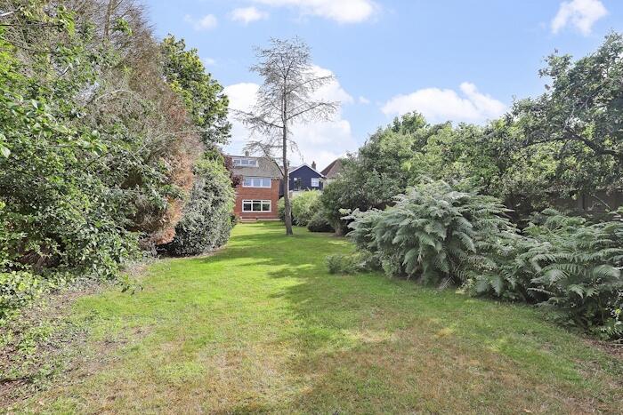 Brentwood Road, Ongar, CM5 photo 2
