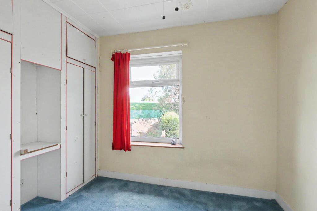 House in Sheffield, South Yorkshire - More