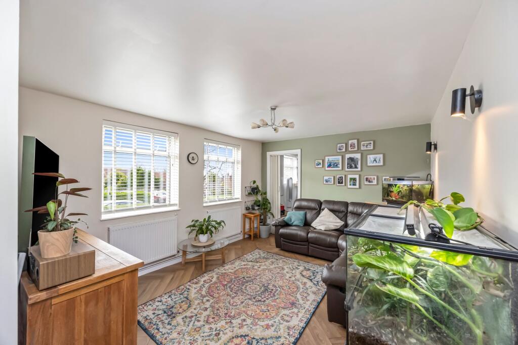 House in Henfield - View 3