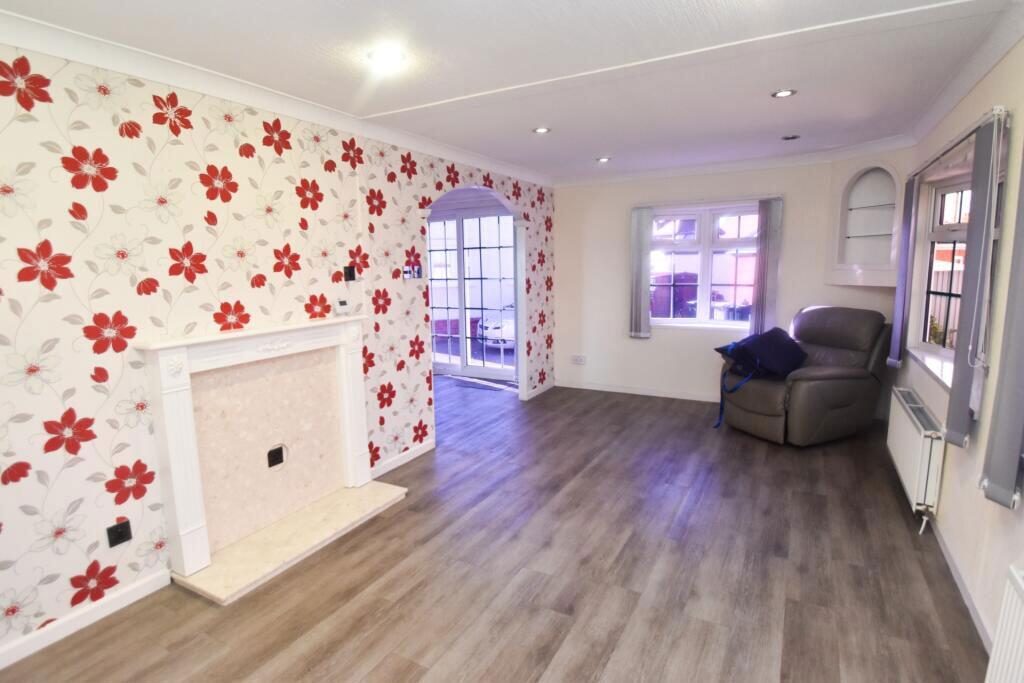 House in East Lindsey, Ingoldmells - View 5