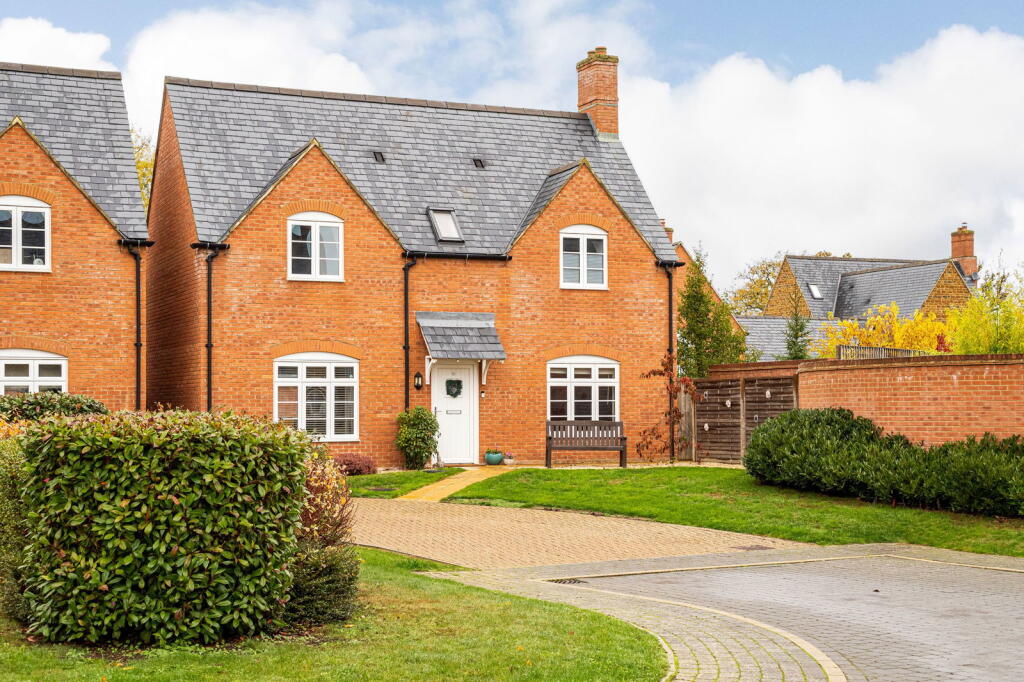 Main image of property: Stirling Close, Kings Sutton, Banbury, OX17 3FU