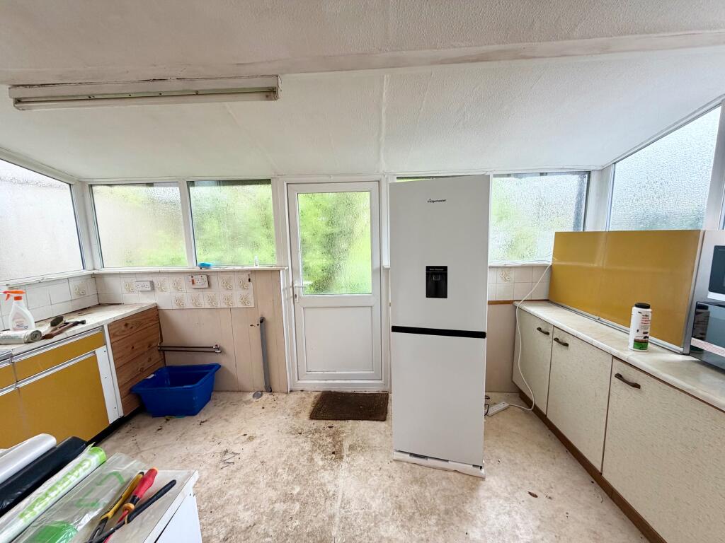 House in Birmingham, West Midlands - View 5