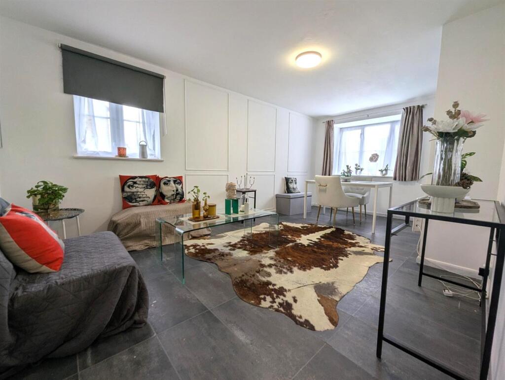 Main image of property: Cygnet Close, London