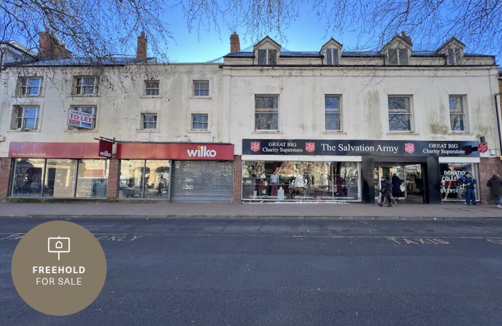 Main image of property: 22-23 Bridge Street, Banbury, Oxford, OX16 5PN