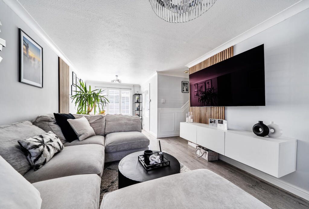 Main image of property: Tanyard Way, Horley, Surrey, RH6