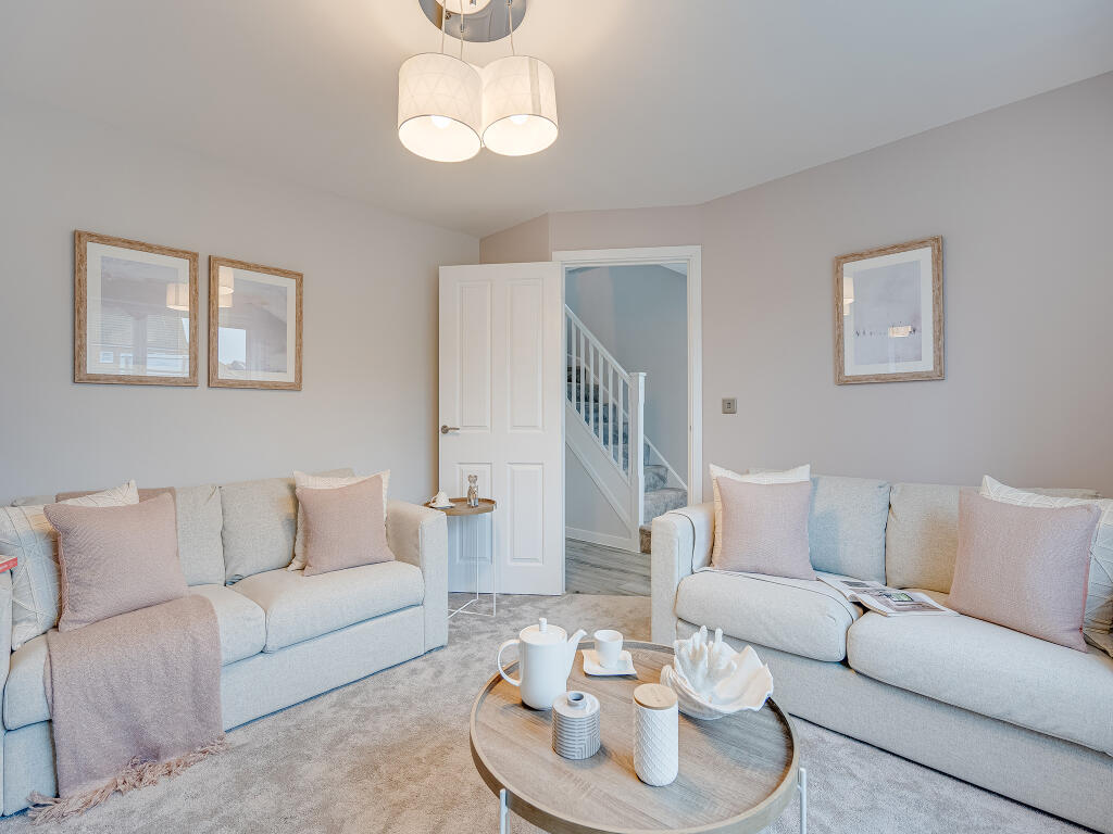 House in Weldon, North Northamptonshire - View 4