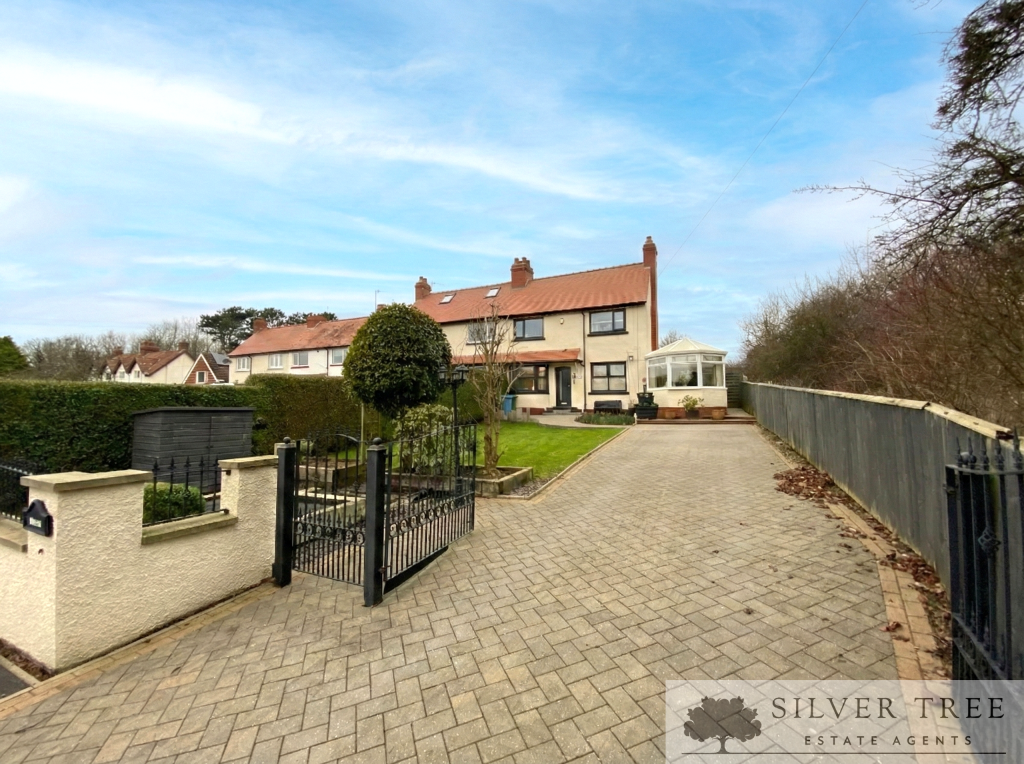 Main image of property: Rosalyn, Crossgates, Scarborough, North Yorkshire