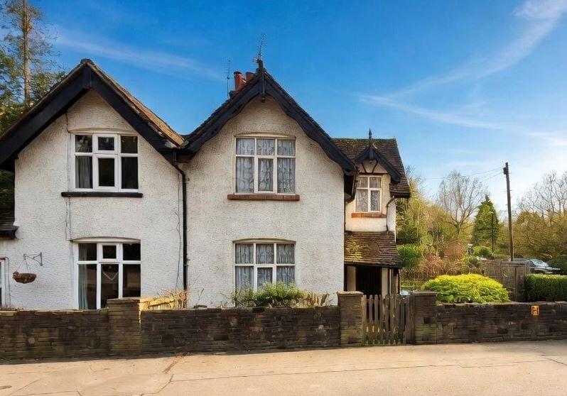Main image of property: 2 Croham Valley Road, South Croydon, Surrey, CR2 7NA