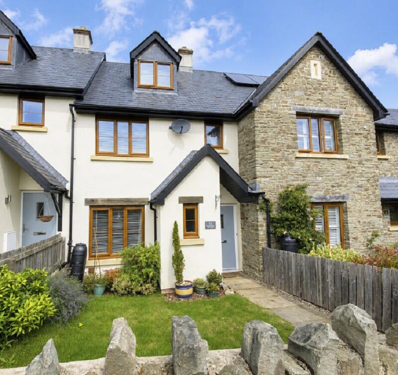 Main image of property: Clos Castell, Llangynidr, Crickhowell, Powys.