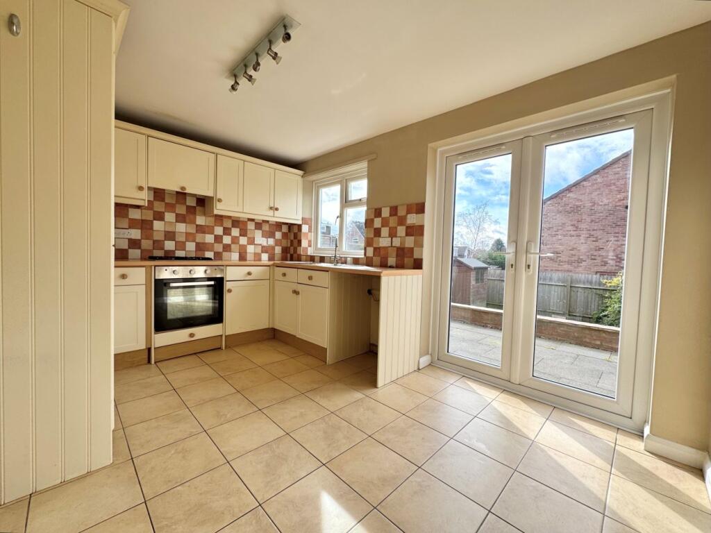 Branston Crescent, Melton Mowbray photo 2