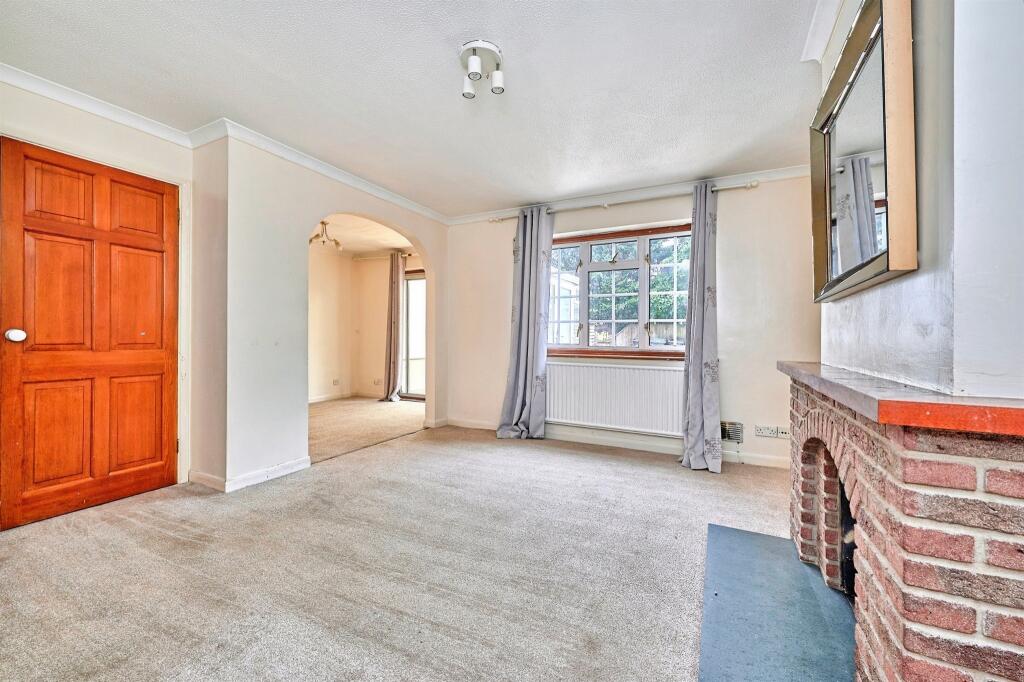 House in Uttlesford, Newport - More