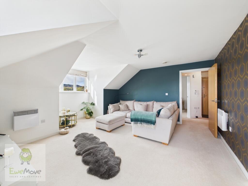 Apartment in Tonbridge and Malling, Holborough Lakes, Snodland - View 2