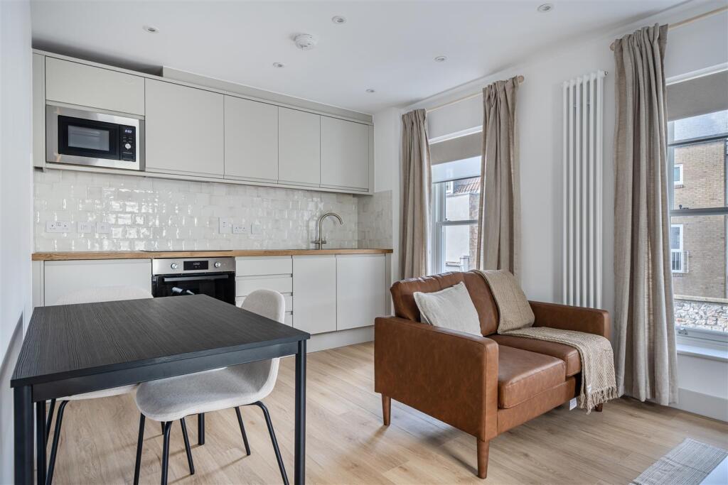 Main image of property: Waterloo Street, Clifton, Bristol