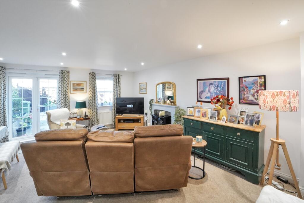 House in Swindon - View 5