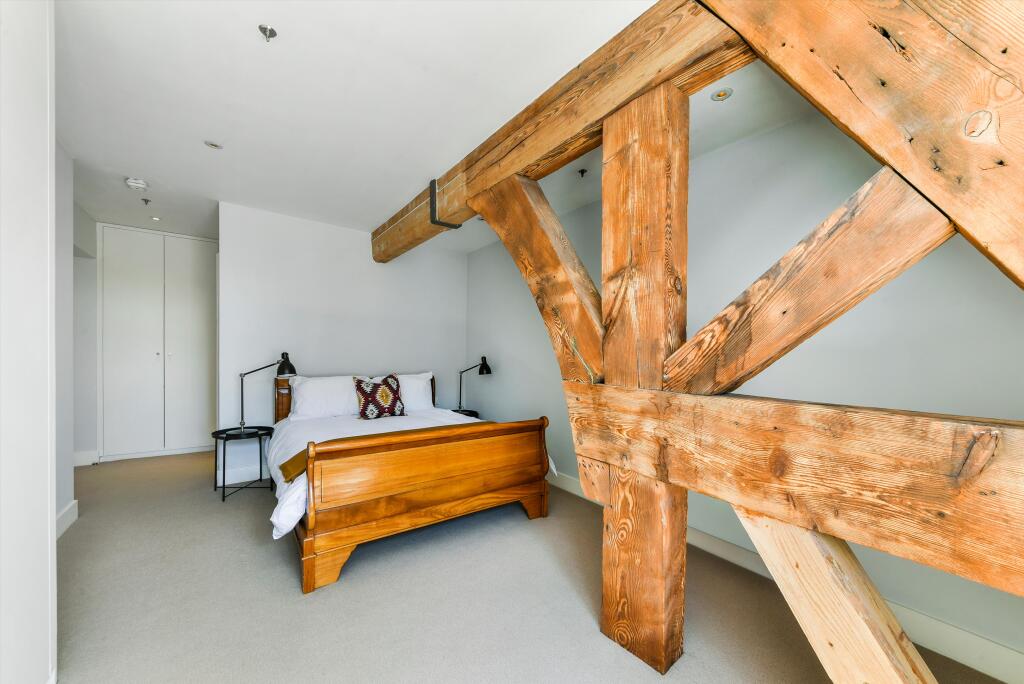 Apartment in London - View 5