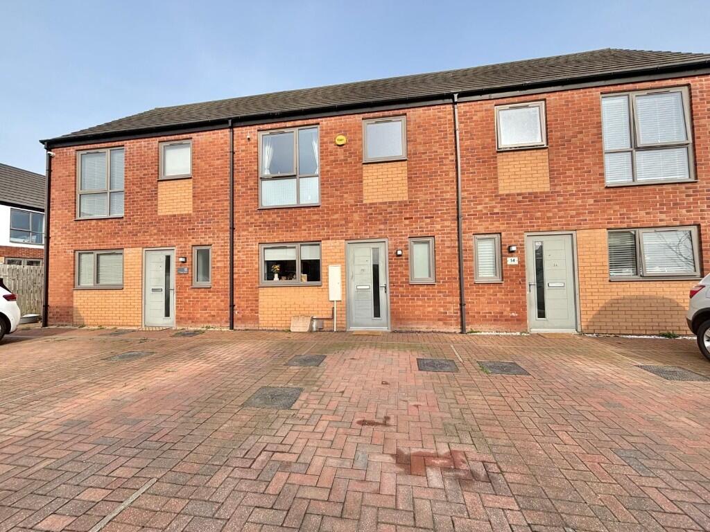 Main image of property: Harker Close, Hucknall, Nottingham, Nottinghamshire, NG15