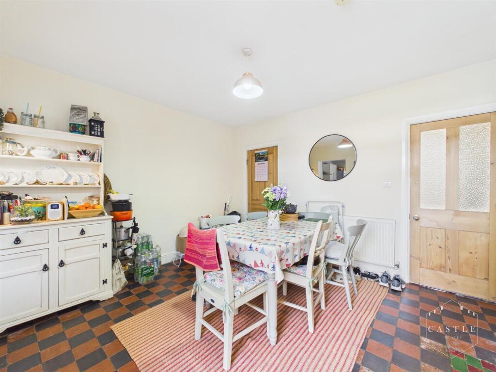 House in Leicester - More