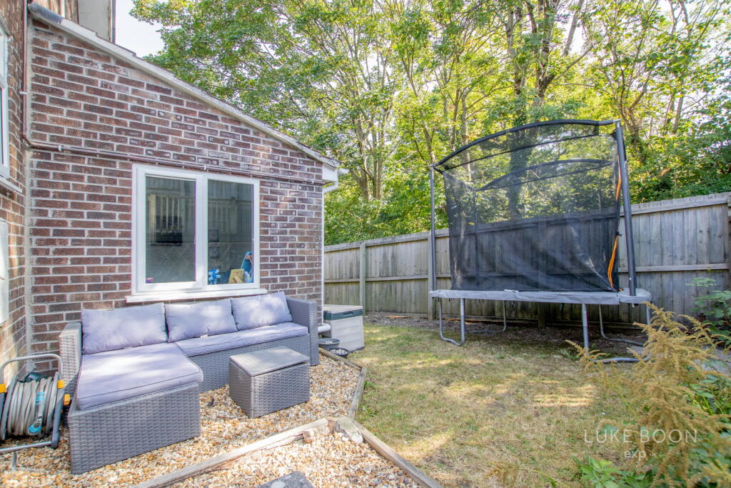 House in Plymouth - View 4