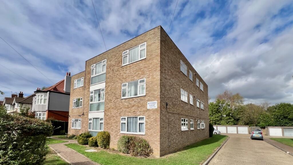 Main image of property: Connaught Avenue, Chingford