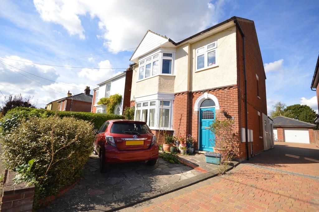 3-bed detached on Belle Vue Road, Wivenhoe, £580,000