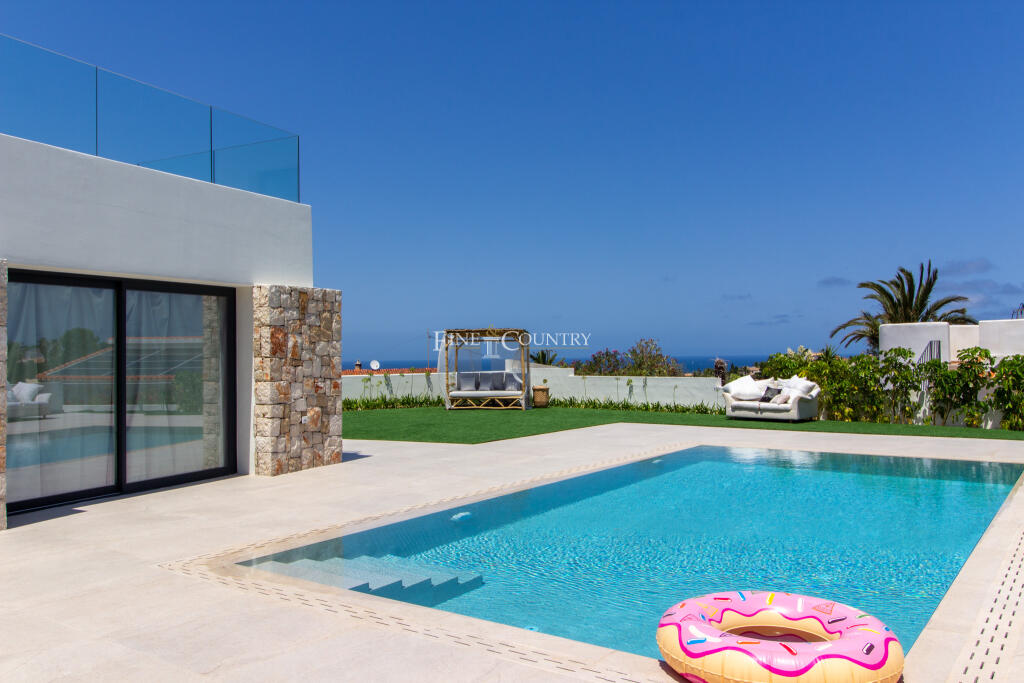 Main image of property: Valencia, Alicante, Denia