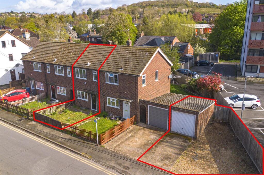Main image of property: FENNELS ROAD, HIGH WYCOMBE