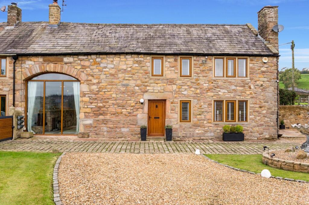 Additional image 26 of Pollard Row, Fence