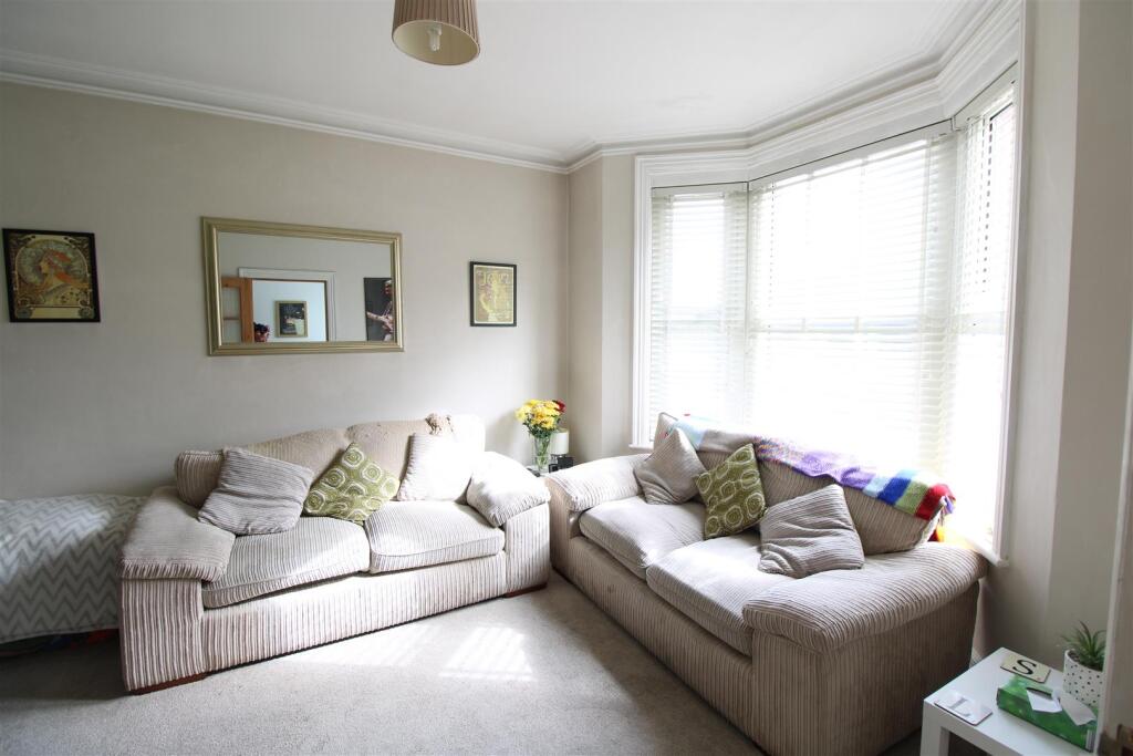 Moorgreen Road, Cowes photo 3